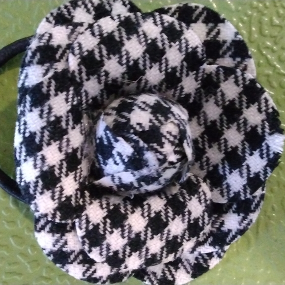 Flower Rubberband Checkered pattern - Picture 2 of 5